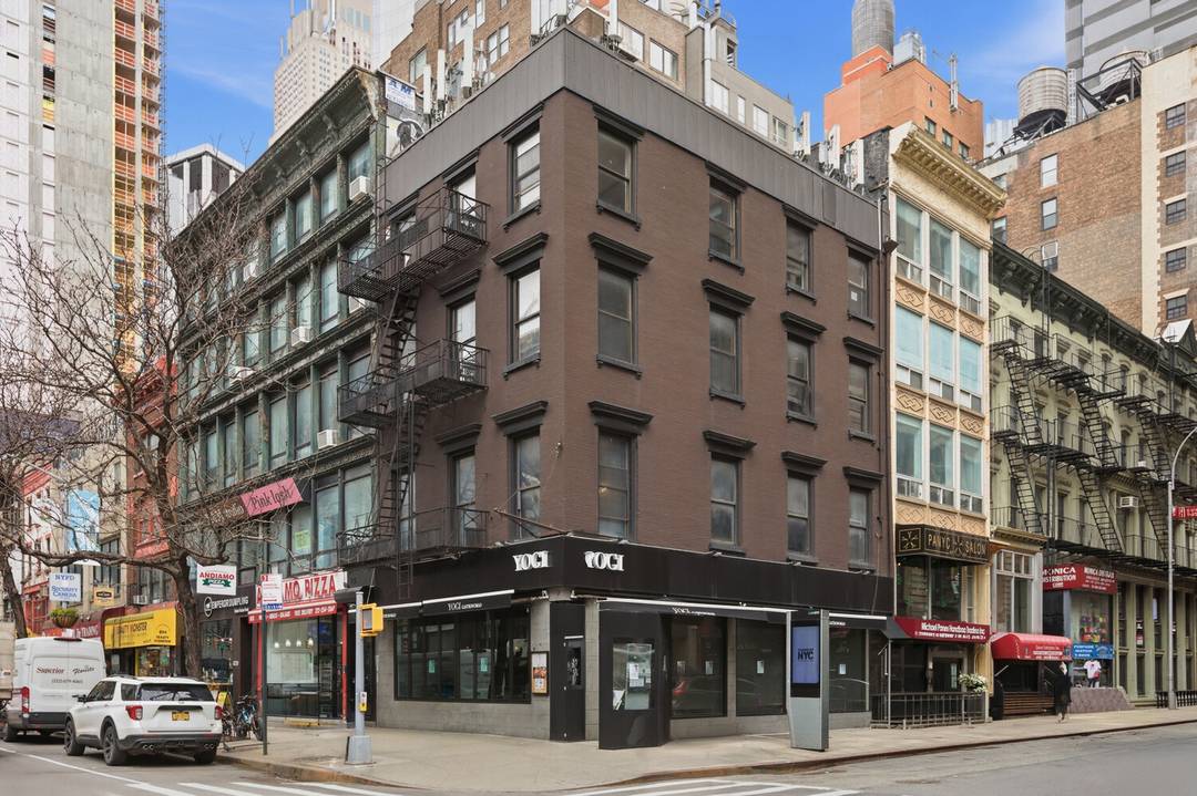Welcome to 816 Avenue of the Americas An income producing mixed use corner building in one of Manhattan's most sought after neighborhoods NoMad North of Madison Square Park.
