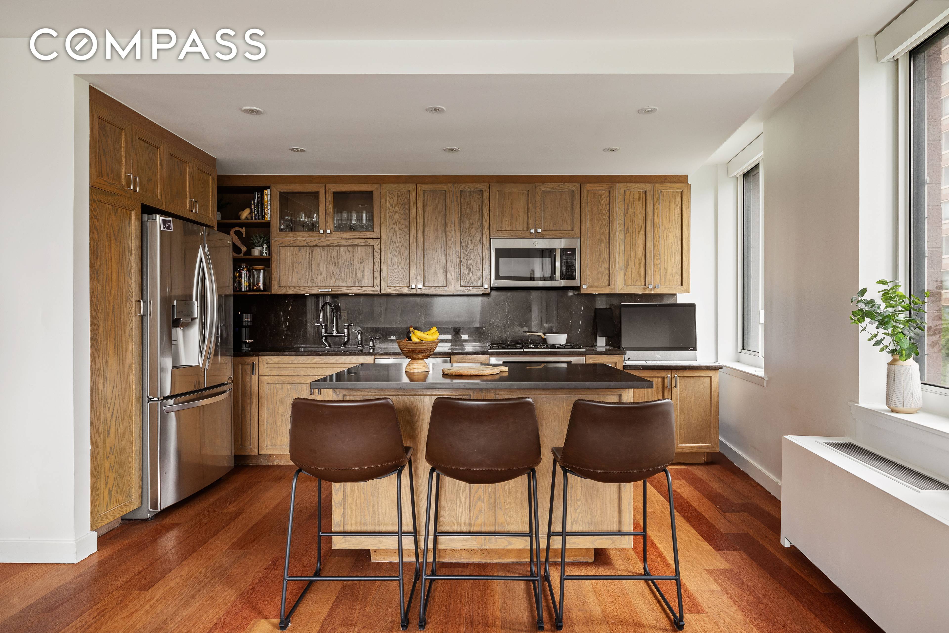 Experience refined urban living in this exceptional 2 bedroom, 2 bathroom corner sanctuary.