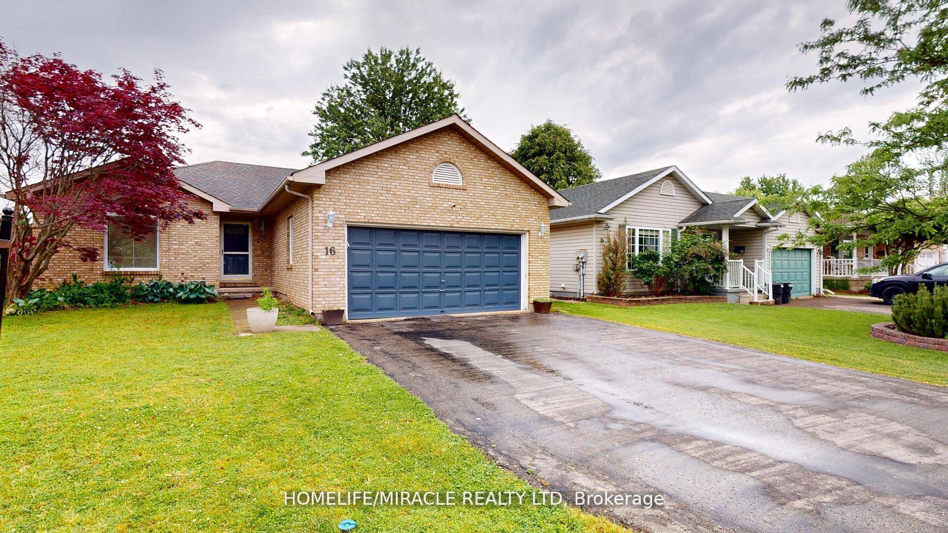This spacious bungalow boasts an amazing main floor Entertainers delight, both in amp ; out doors.