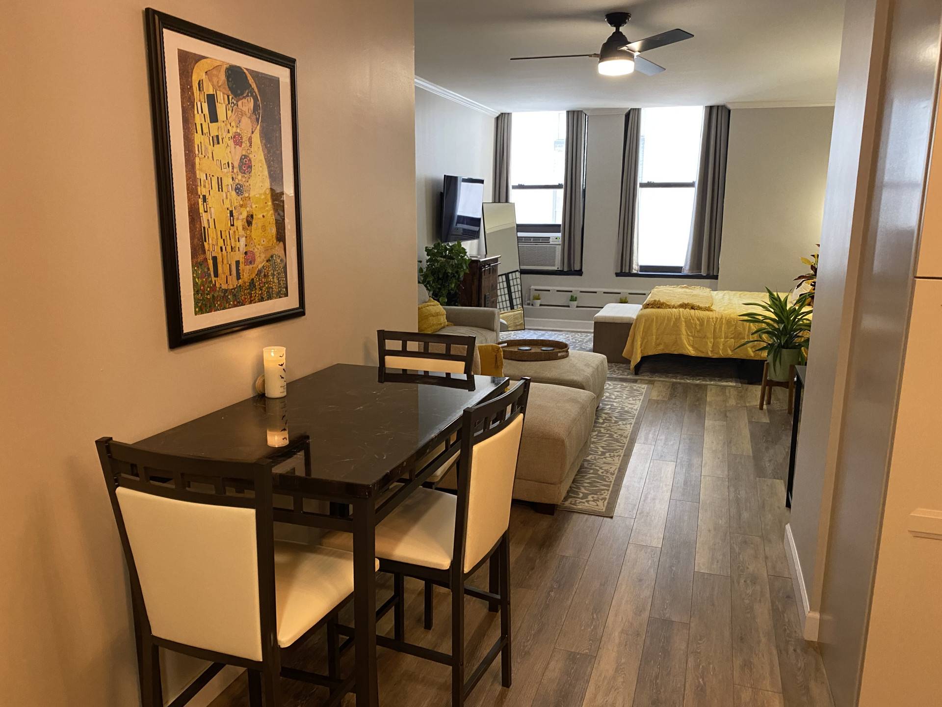 Spacious, Sun Filled large studio in the Heart of the Financial District 3 Hanover Square, Apt 12B Welcome to Apartment 12B at 3 Hanover Square a rare opportunity to own ...