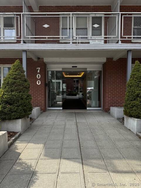 Downtown Stamford Investment Portfolio 3 Income Producing Condos Offered as a Turnkey Package Listing Price 1, 198, 888 Monthly Rental Income 7, 700 Annual Income 92, 400 Total Living Area ...