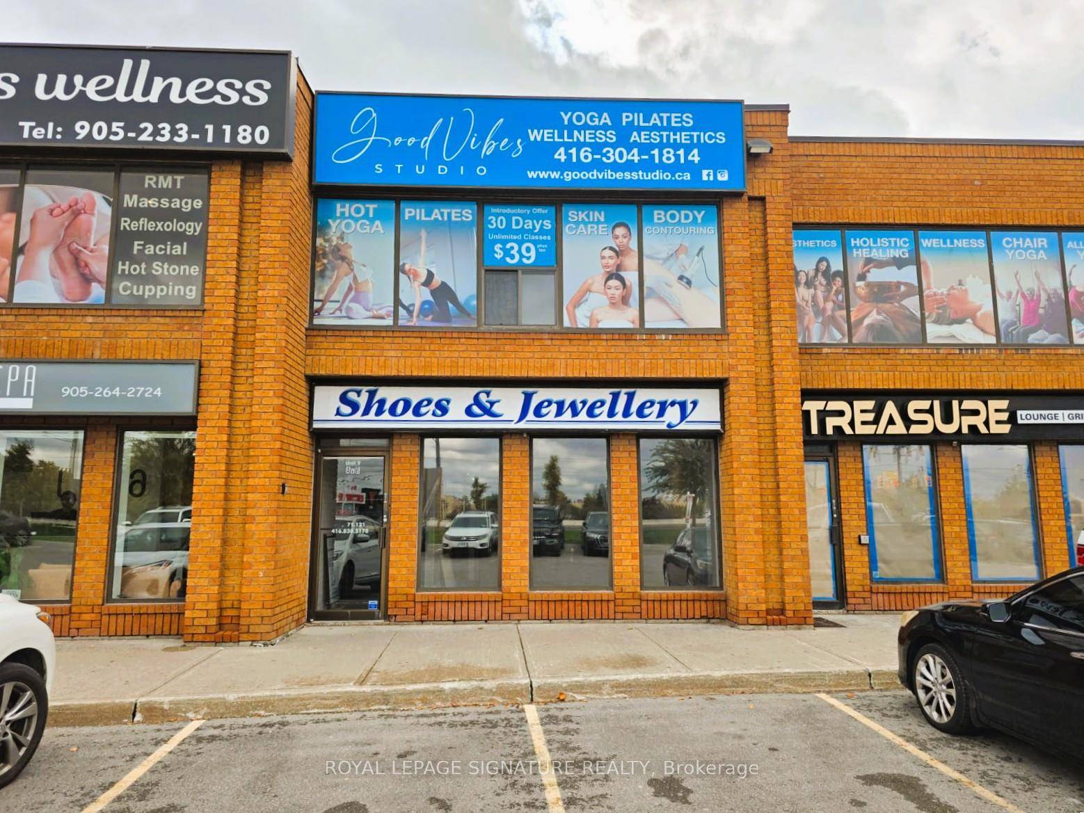Take advantage of this excellent opportunity with direct exposure on Highway 7 to establish your business in a prime, main floor retail unit located in the heart of Woodbridge.