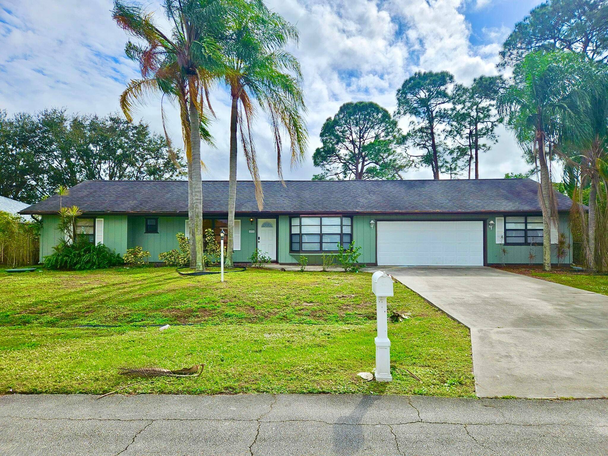 Are you looking for a pool home on a large lot with POSSIBILITIES ?