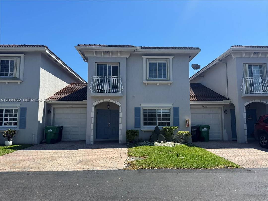 Spacious 3BD 3BA townhome with an beautifully converted garage can be used as a 4th bedroom office studio located in Gabriella Estates.