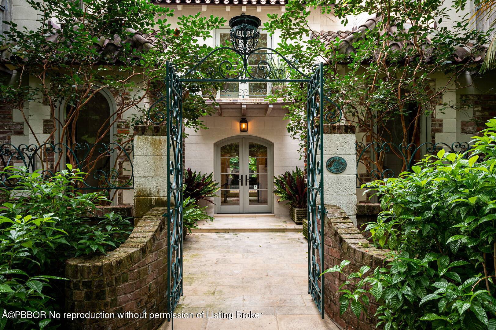 Architecturally significant, renovated landmarked property in historic, extremely desirable, Phipps Plaza.