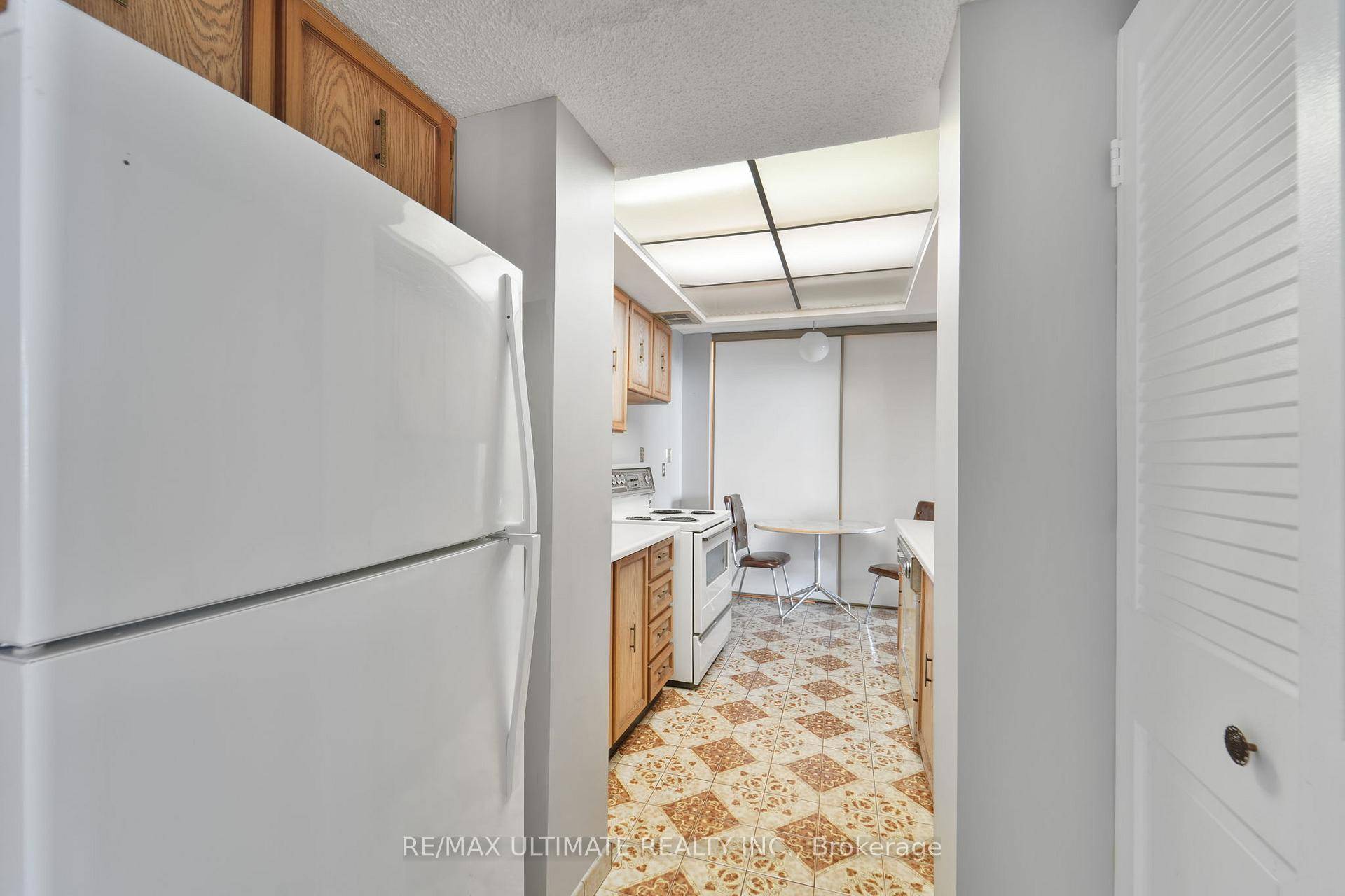 All Inclusive Water, Heat, Hydro, TV amp ; High Speed Internet !