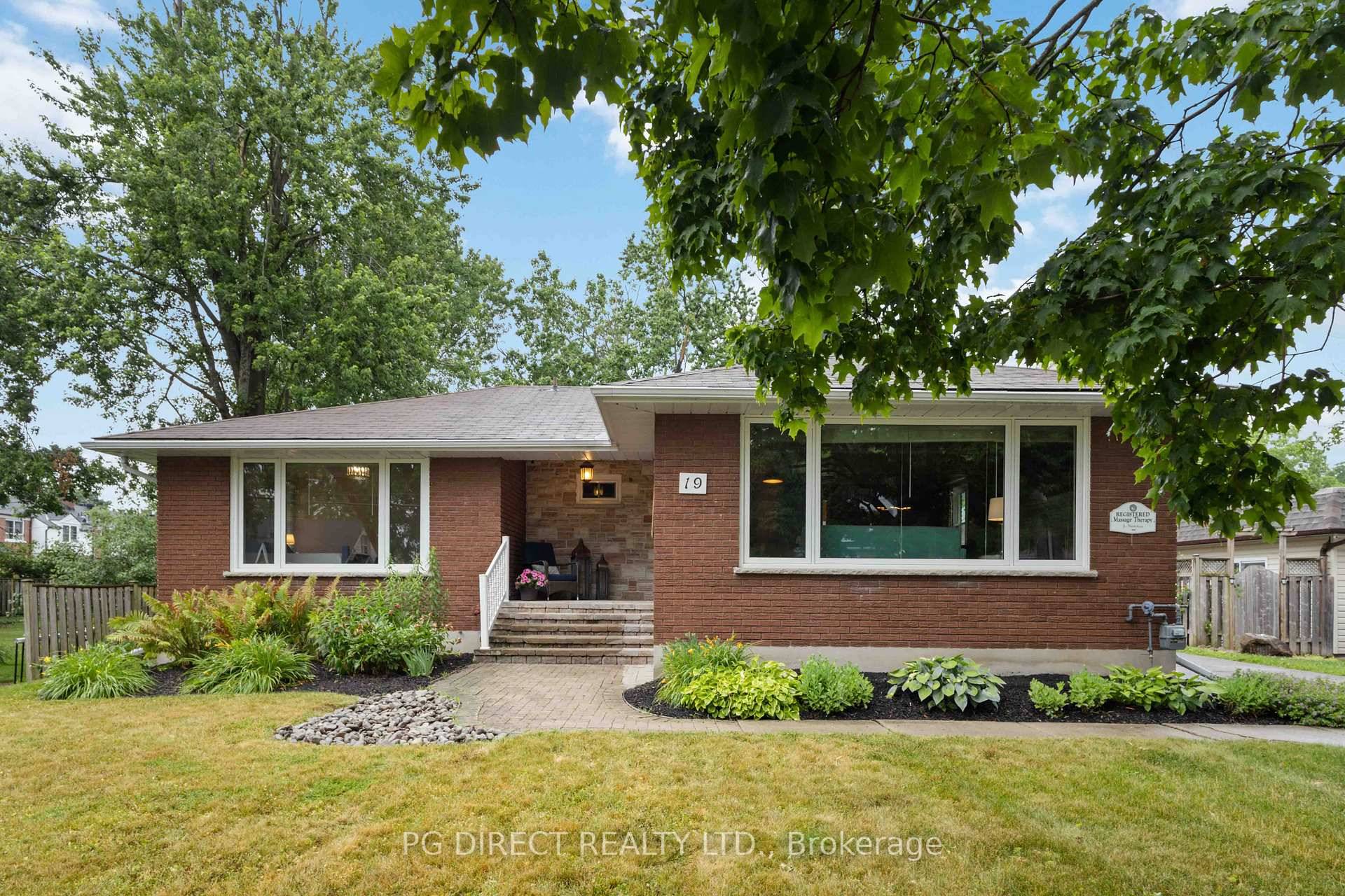 Visit REALTOR website for additional information.