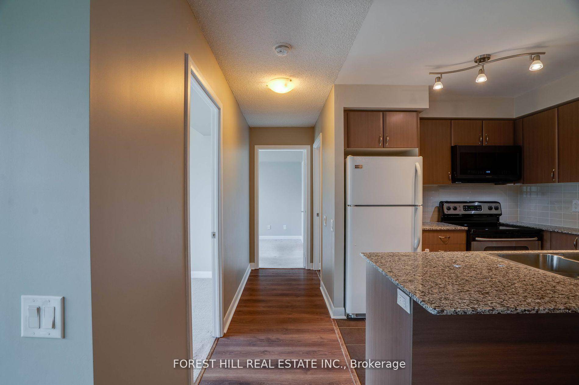 Welcome to 525 Wilson Ave, Suite 655 a spacious and sun filled 2 bedroom condo in a prime North York location !