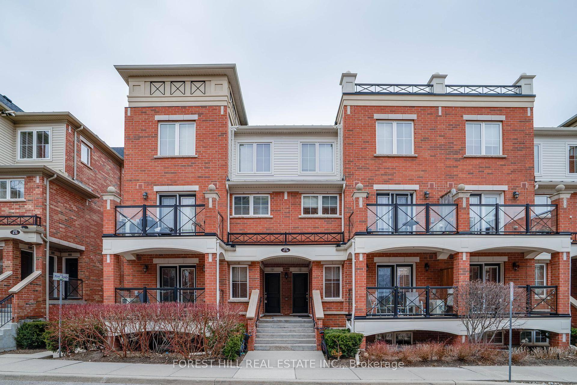 Welcome To This Beautiful And Bright Rare Corner Stacked Townhouse Condo In Prime Oakville.