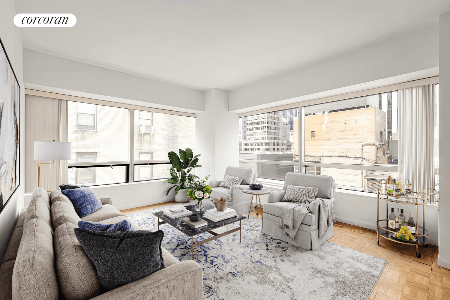 Residence 17C at 500 Park Avenue is a generously proportioned 1 Bedroom, 1.