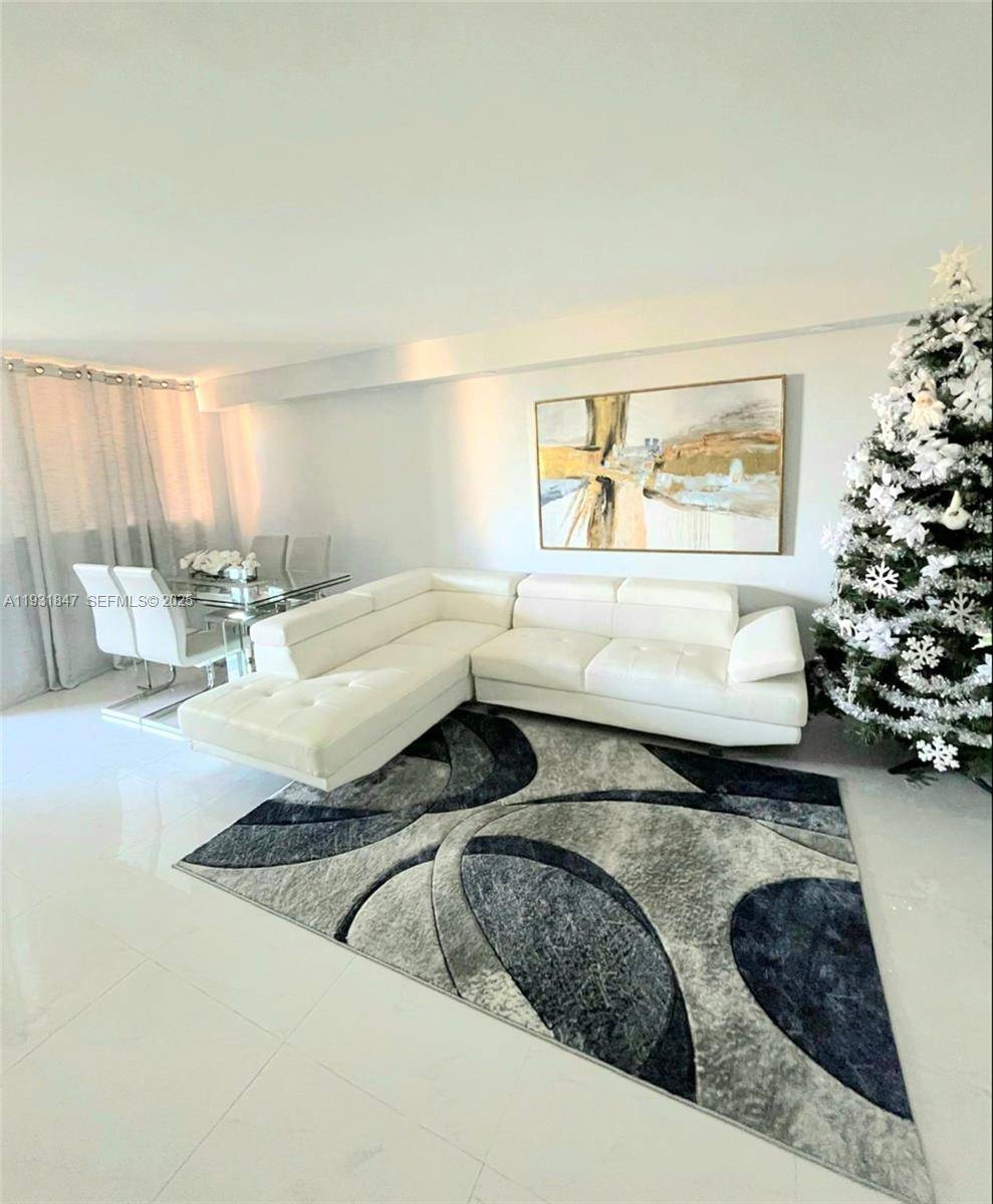 You just found the PERFECT condo that is 100 REMODELED !