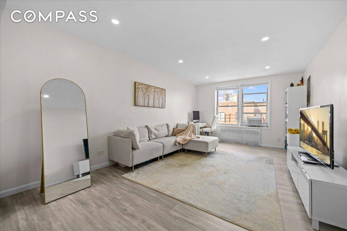 Welcome to this stunning and sun drenched top floor corner unit at 759 East 10th Street in the desirable Midwood section of Brooklyn.
