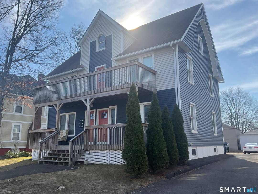 This is an excellent opportunity for first time buyers or investors !