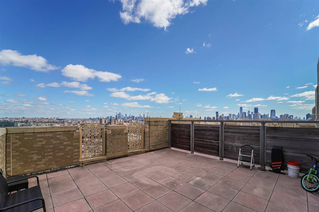 4 BEACON WAY Condo New Jersey