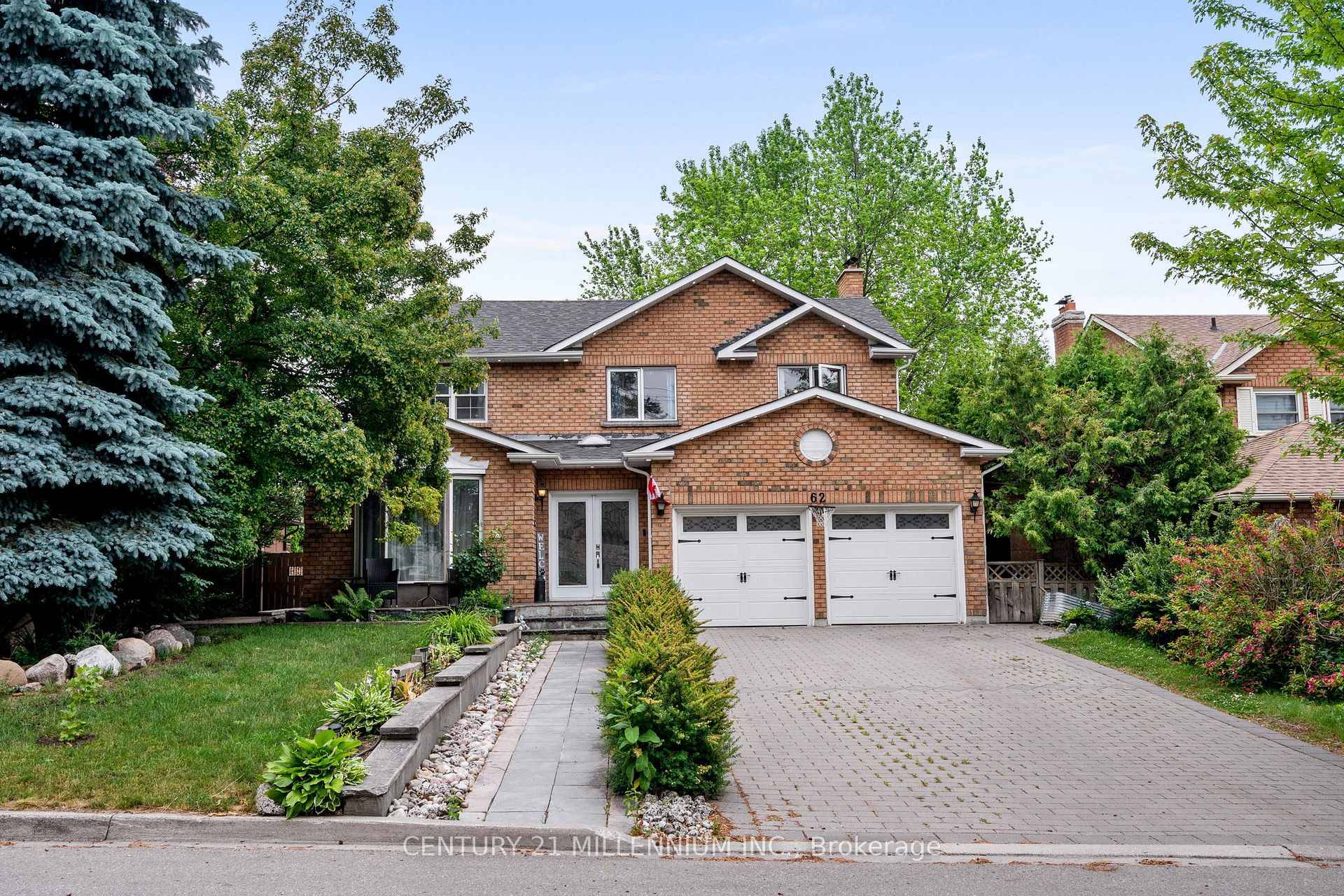 Welcome to 62 Stargell Drive, a stunning and spacious home located in Whitby's highly sought after Pringle Creek neighborhood.