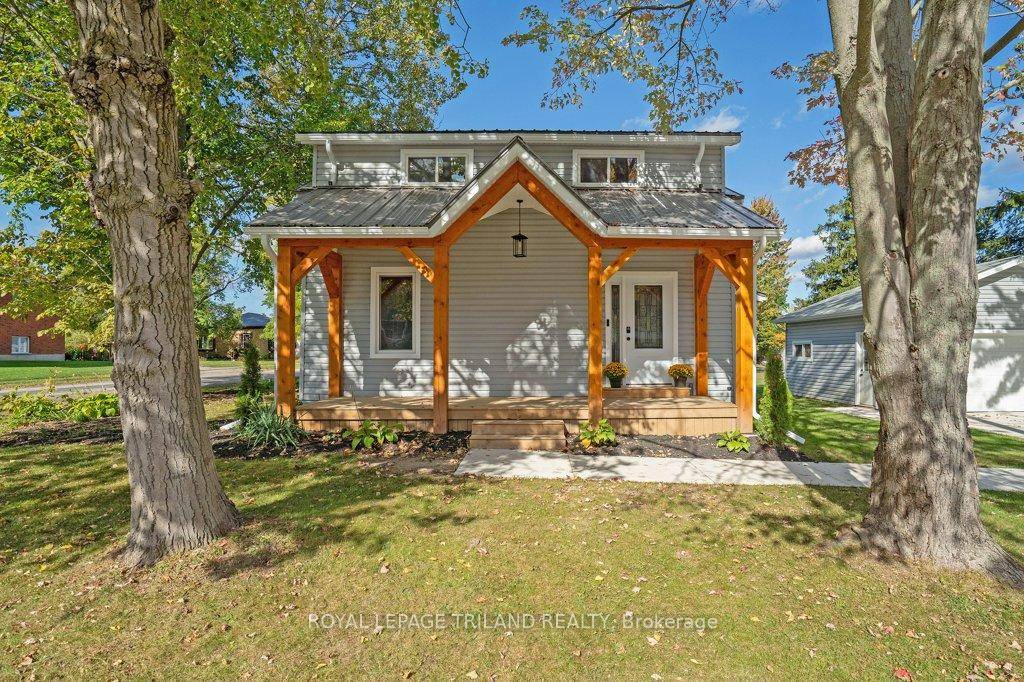 Charming and extensively renovated 4 bedroom, 2 bathroom home in the peaceful community of Fingal Southwold.