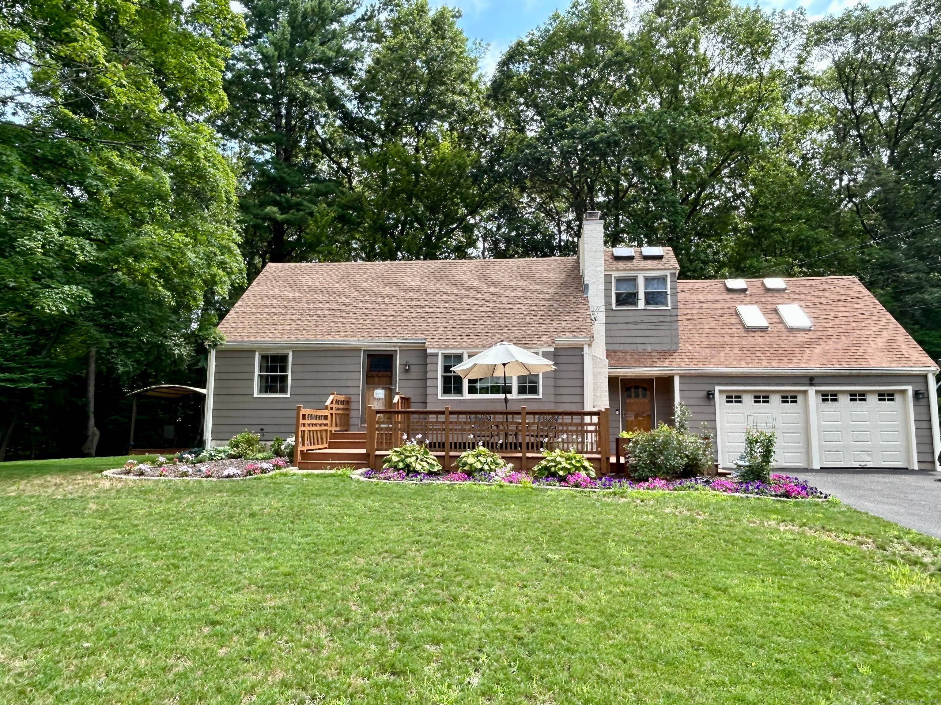 A rare find in the sought out Highlands neighborhood in Farmington !