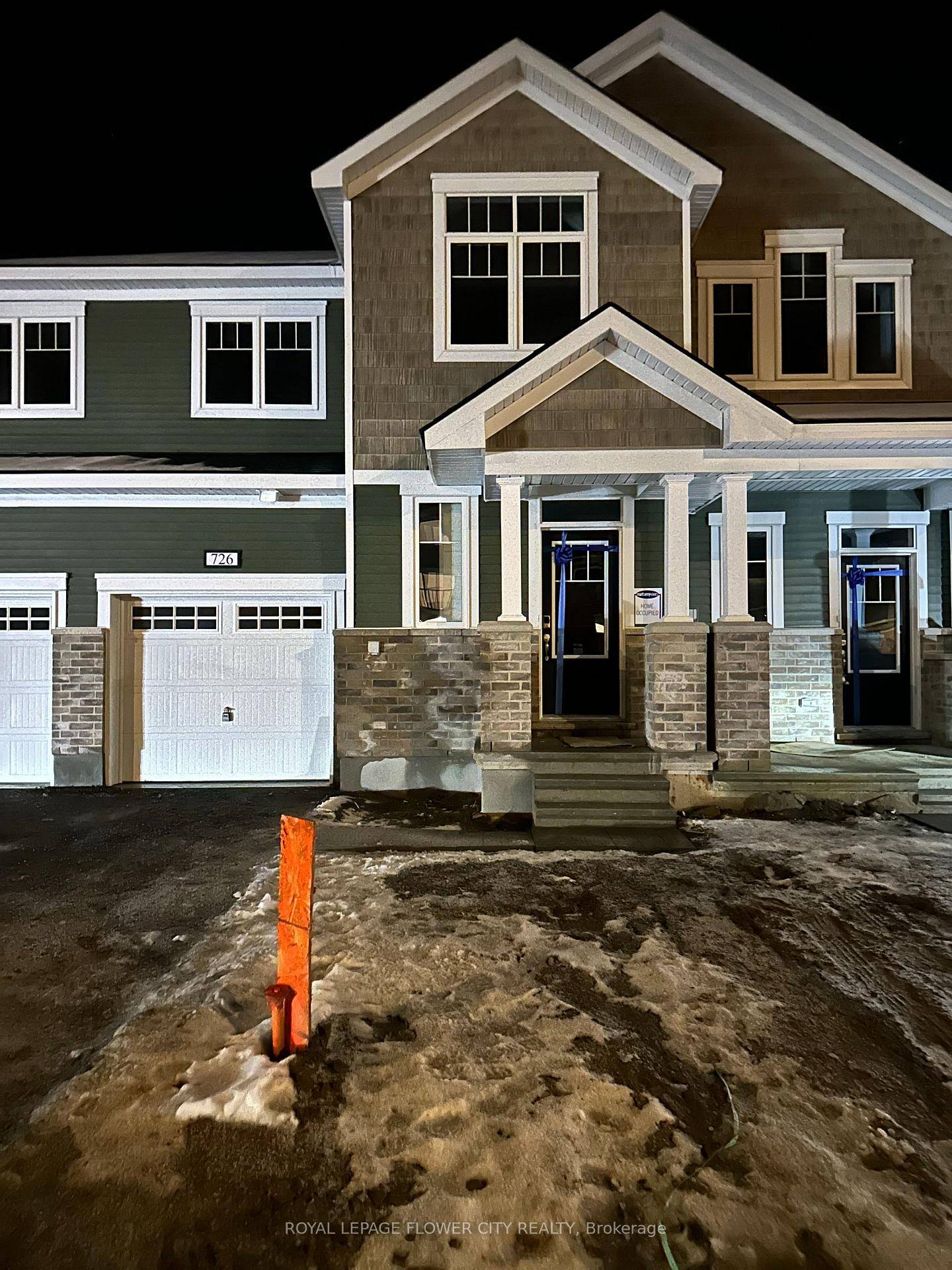Tastefully upgraded 3 bedroom, 3 bath executive townhouse in Kanata.