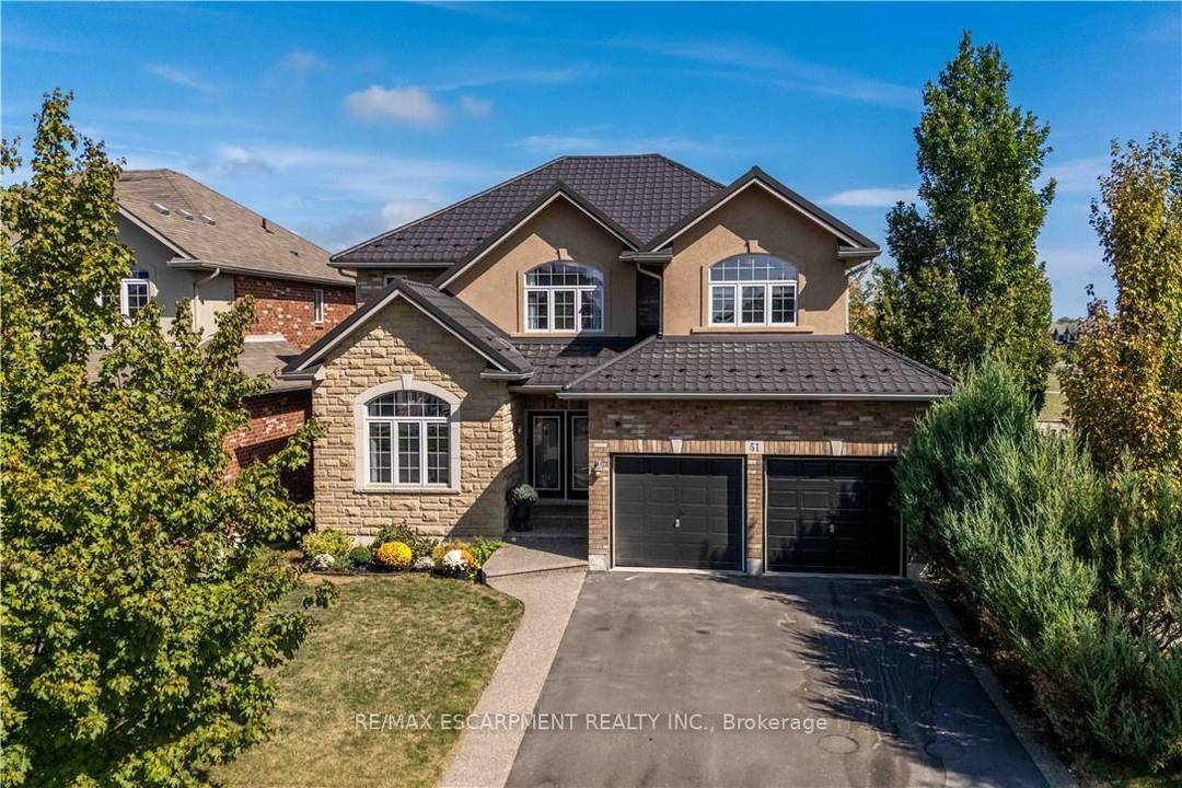 Location ! Location ! Prepare to be impressed with the beautiful family home in Summit Park, backing onto school playground areas no rear neighbours !
