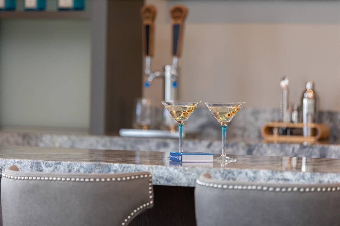 Established on a Premier widewater corridor just 5 minutes from the open ocean, this transitional waterfront estate offers exceptional scale, privacy, and yachting access in the niche enclave of Lighthouse ...