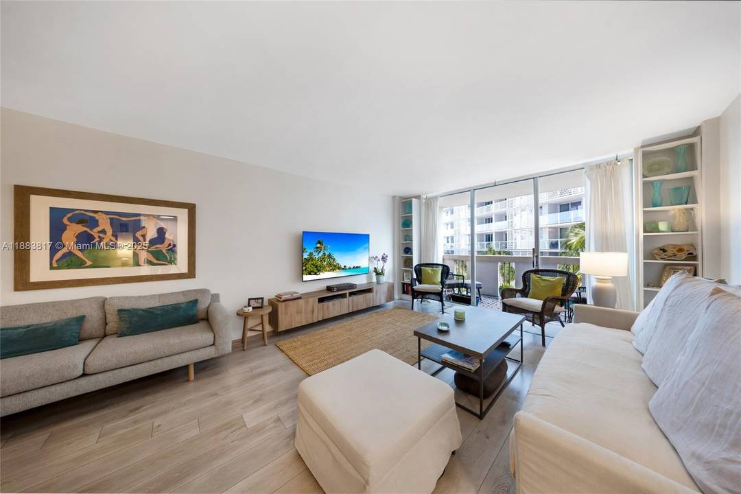 Spacious amp ; elegantly fully renovated, 850 SF, One bedroom in spectacular South Bay Club.