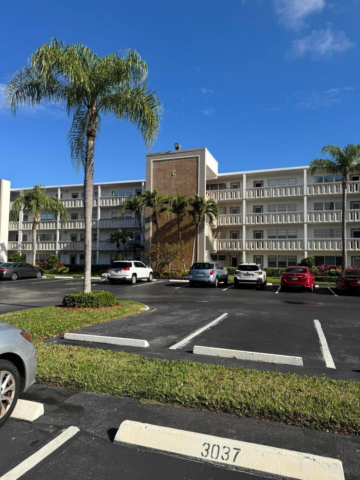 This beautifully remodeled unit offers modern living at its finest !