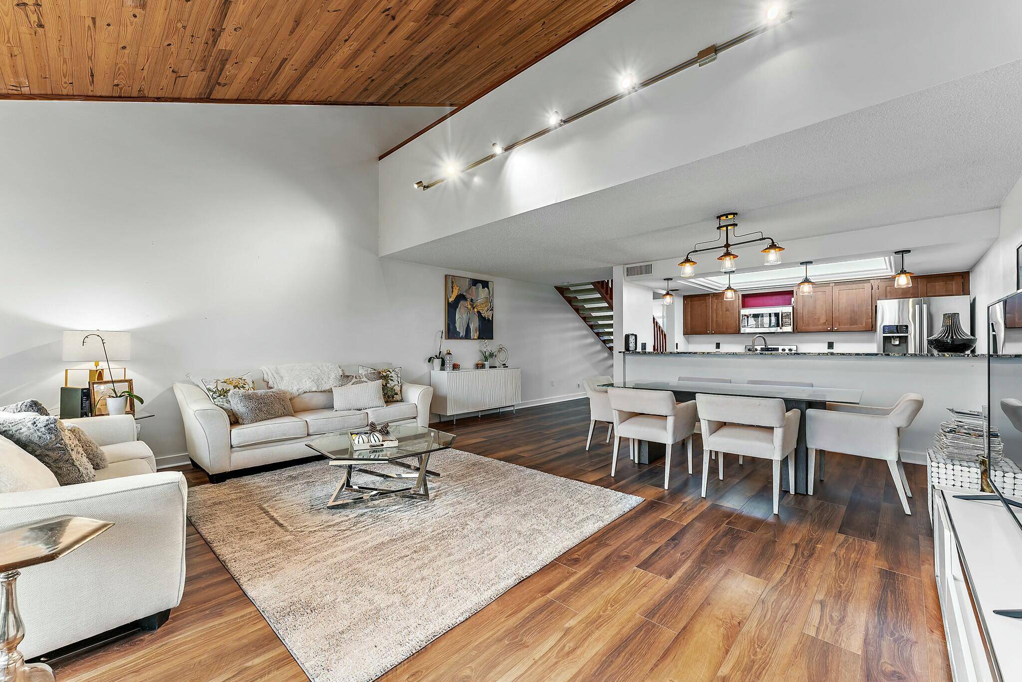 This cozy 2 2 townhouse awaits in the coveted Patio Homes community.