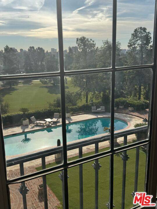 543   Perugia Way 4BR Bel Air La