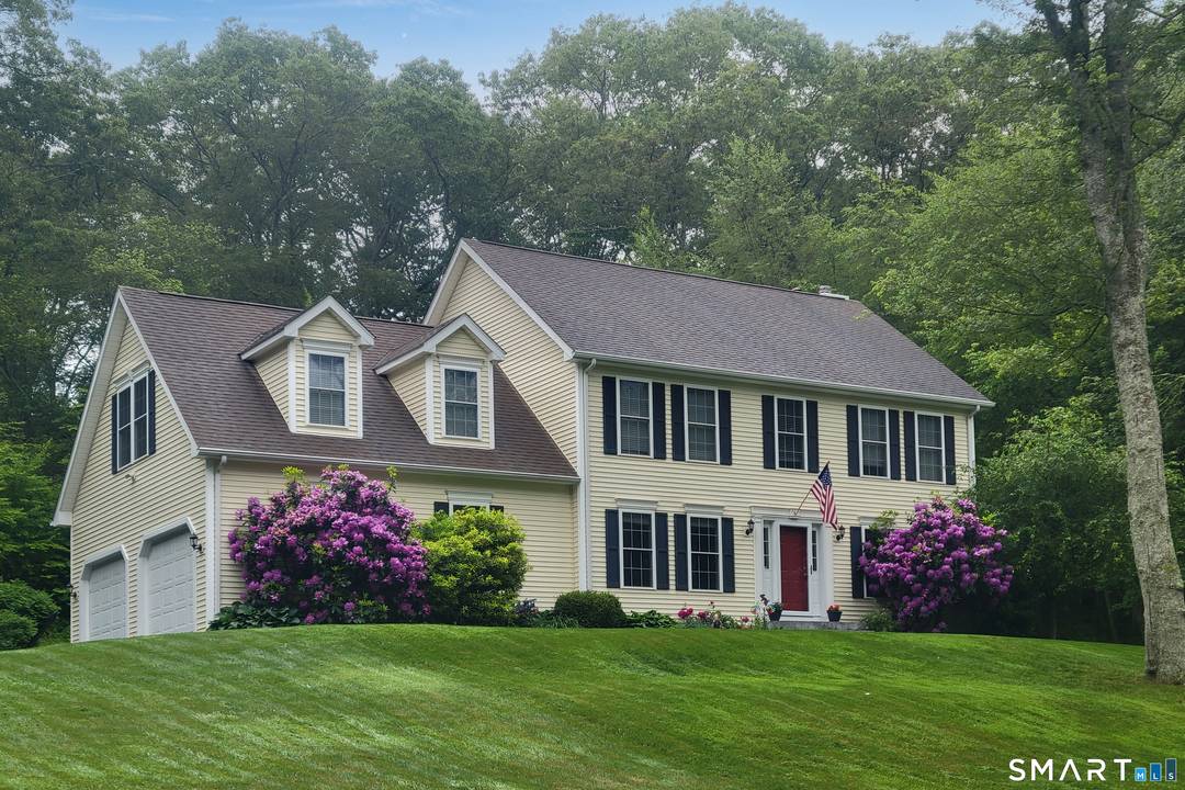 Escape to the solitude of North Stonington.