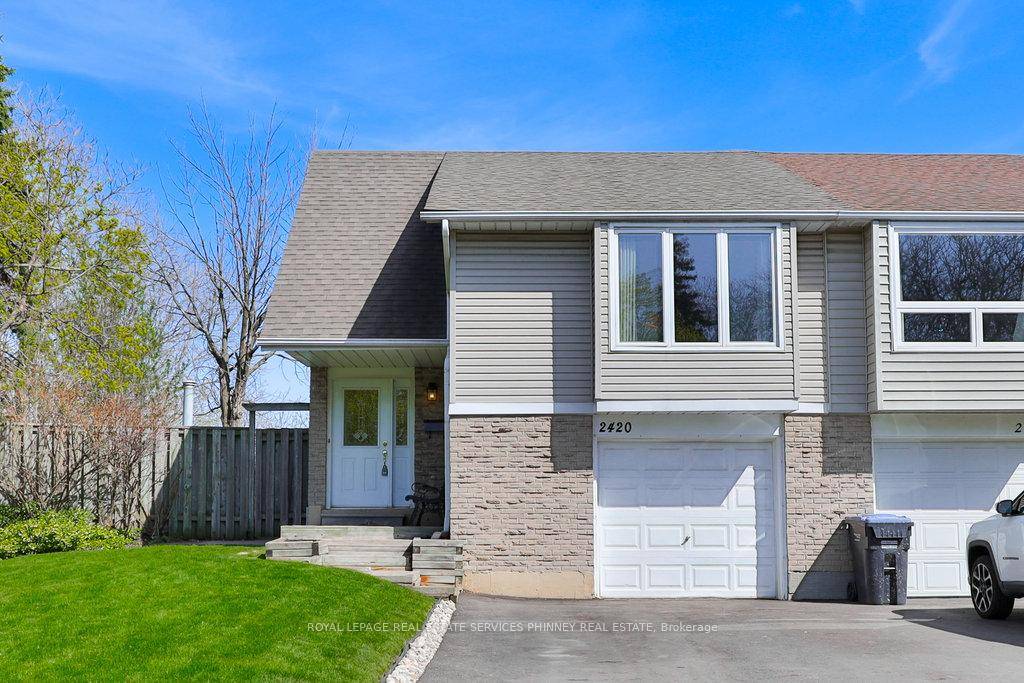 Charming 3 1 Bedroom Family Home with Pool on Rare Oversized Lot in Erin Mills !