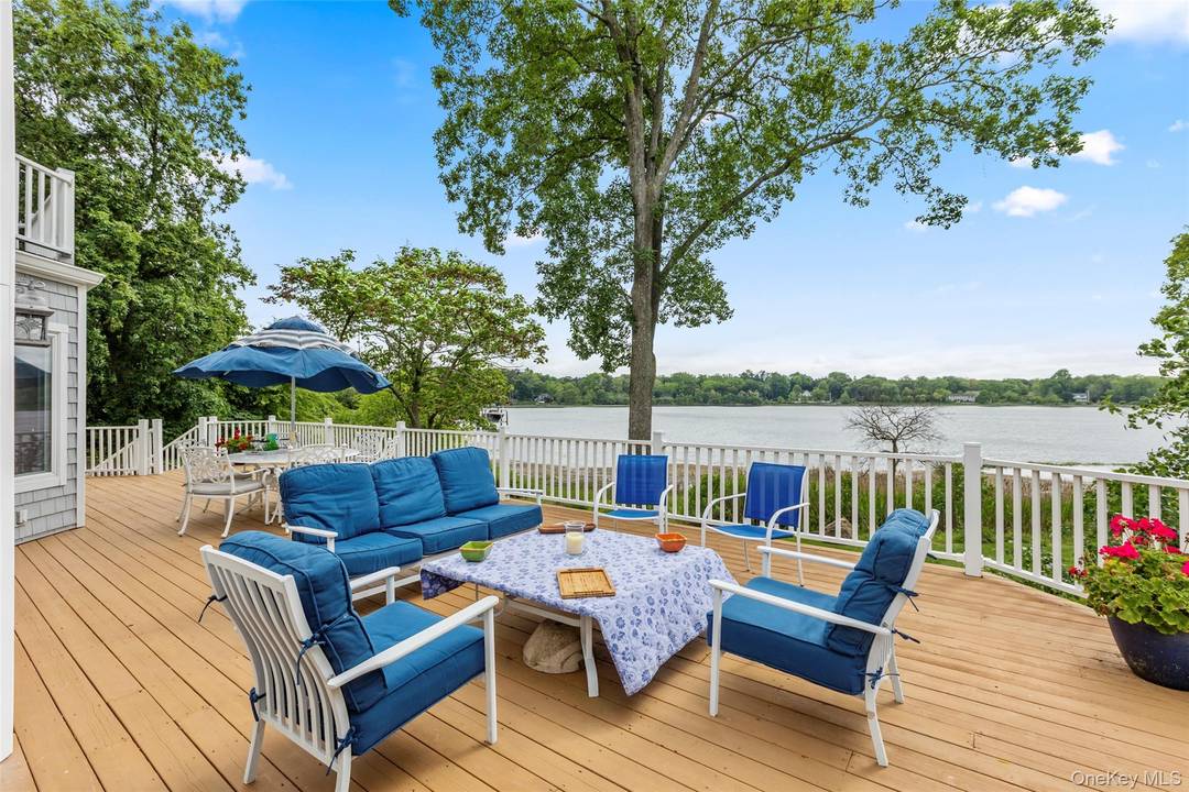 Fabulous Strongs Neck waterfront colonial set on 1.