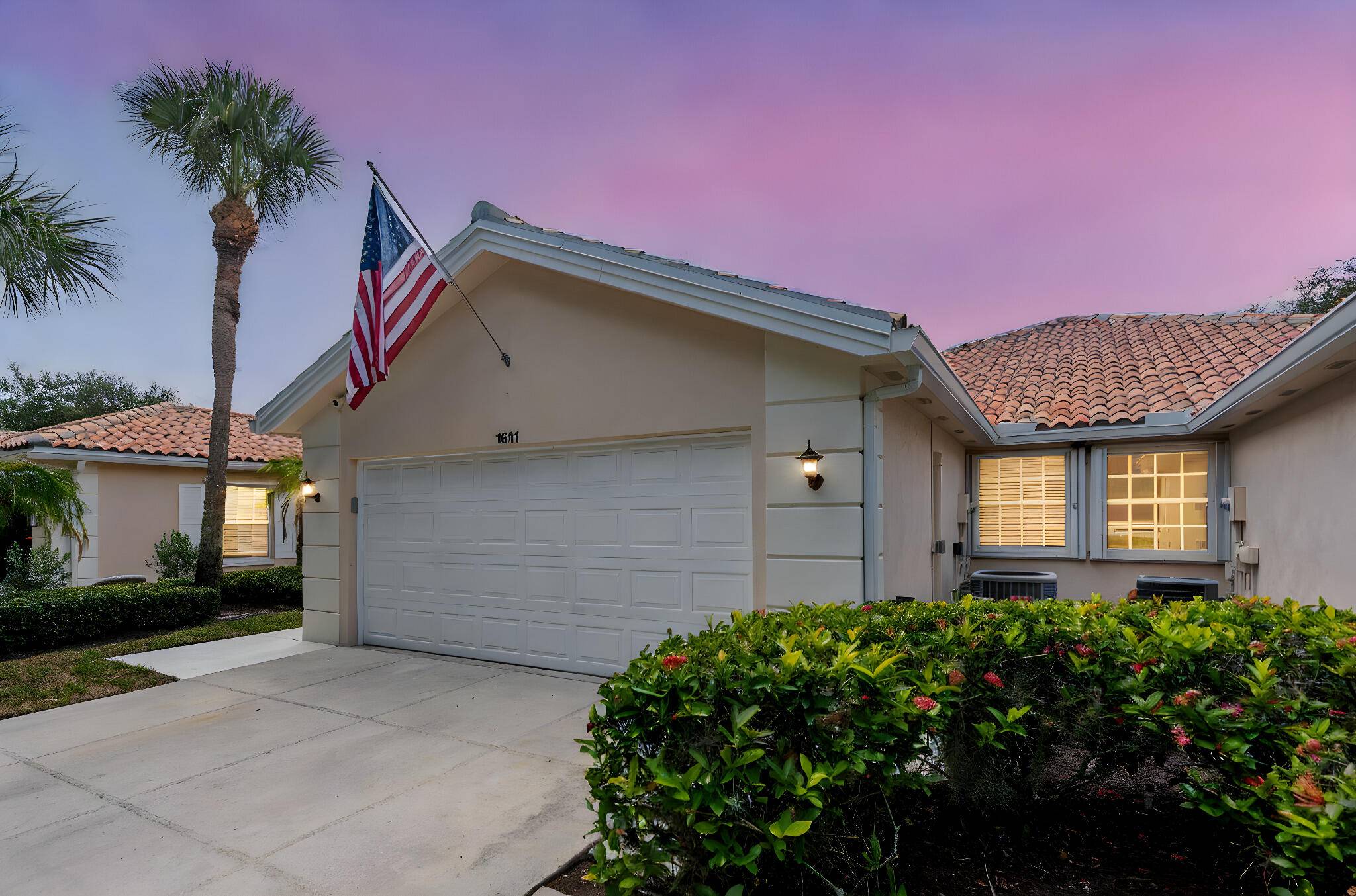 Impeccably maintained, DiVosta built POOL home in Cypress Lake !