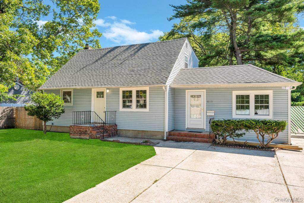 Fully renovated 5 bedroom, 2 bath home !