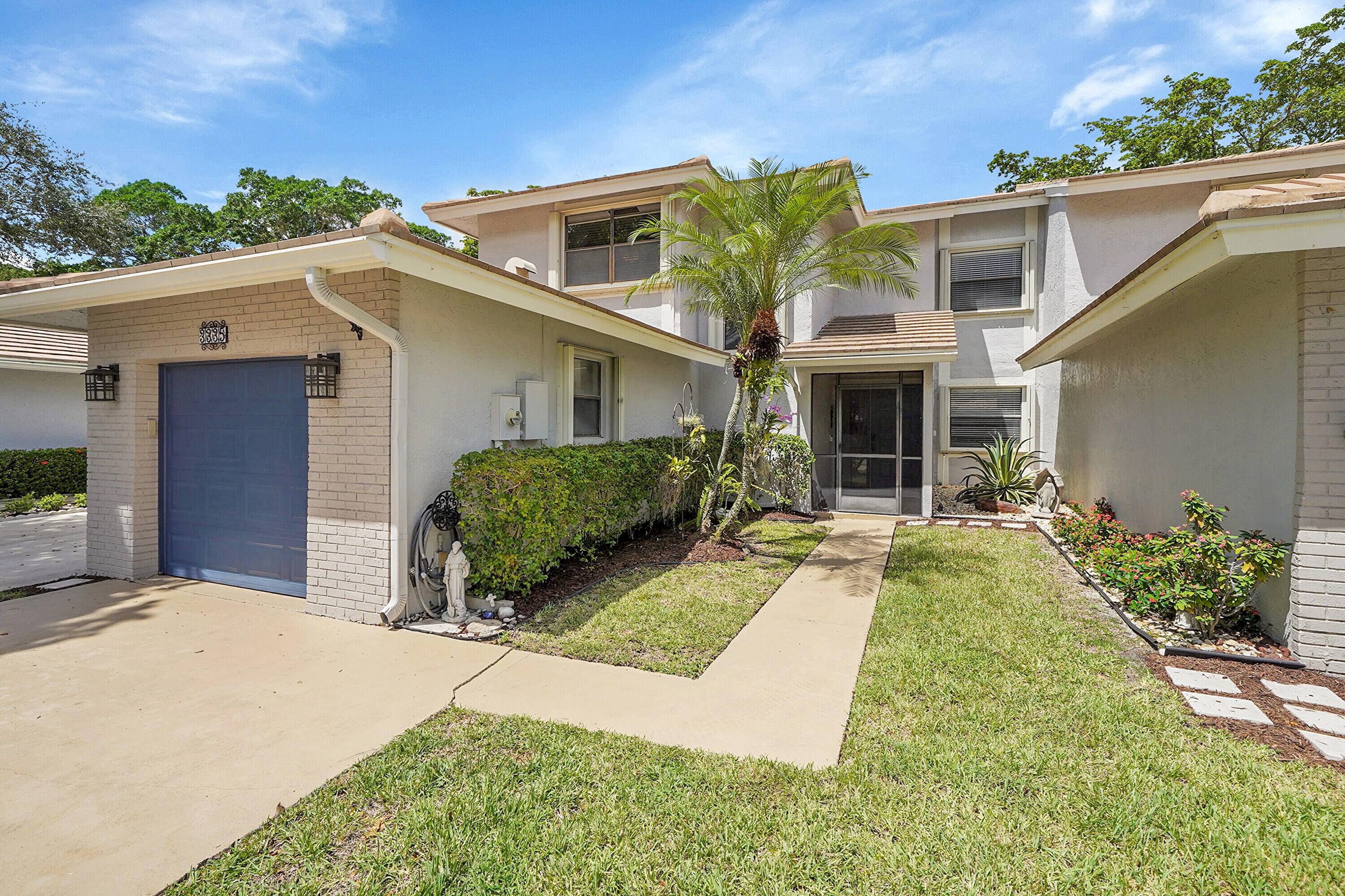 Prime lakefront setting enjoy peaceful water views from the living areas, master suite, and outdoor spaces Spacious living layout with open flow, ideal for entertaining Tile and laminate flooring throughout ...