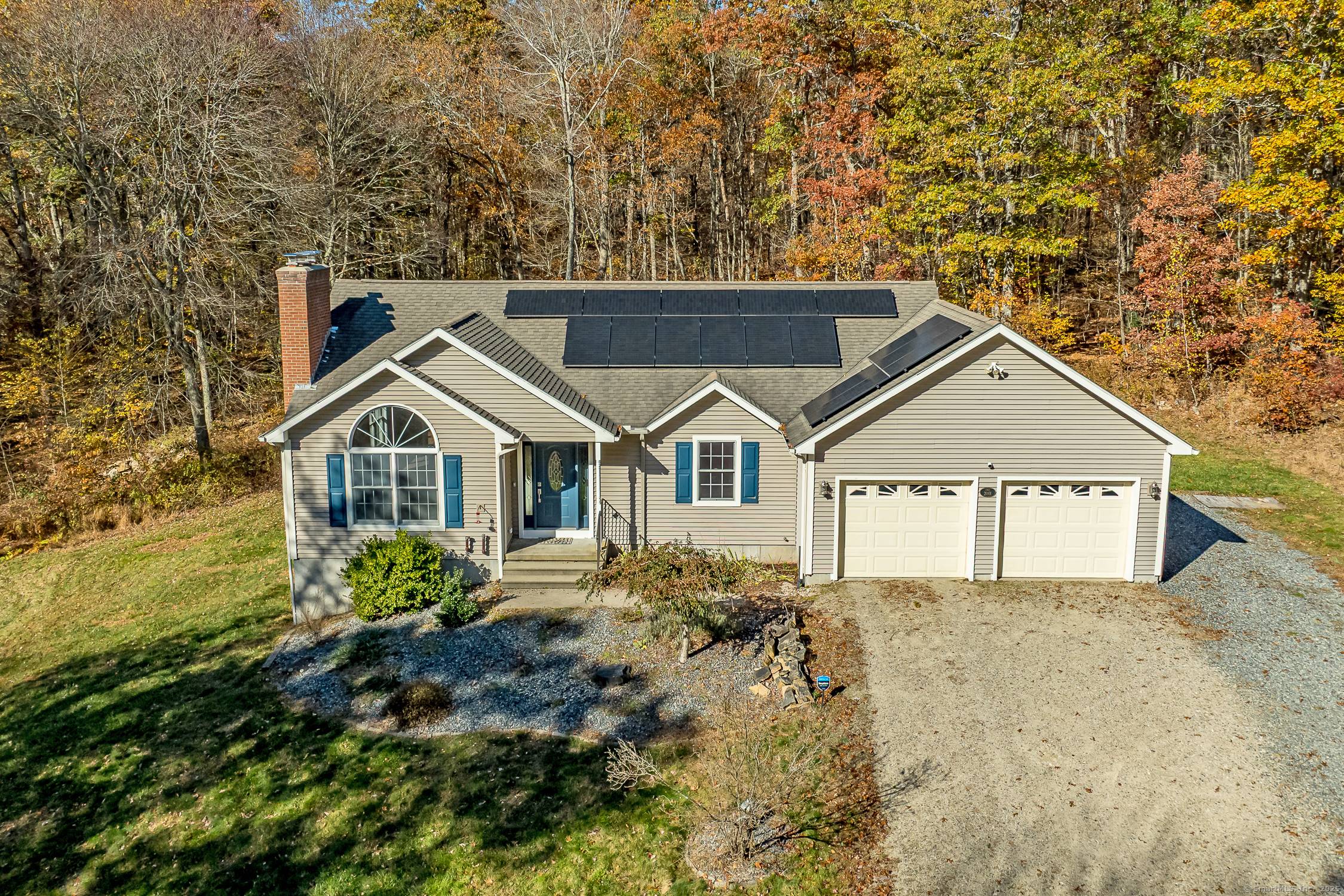 This beautiful 3 bedroom, 2.