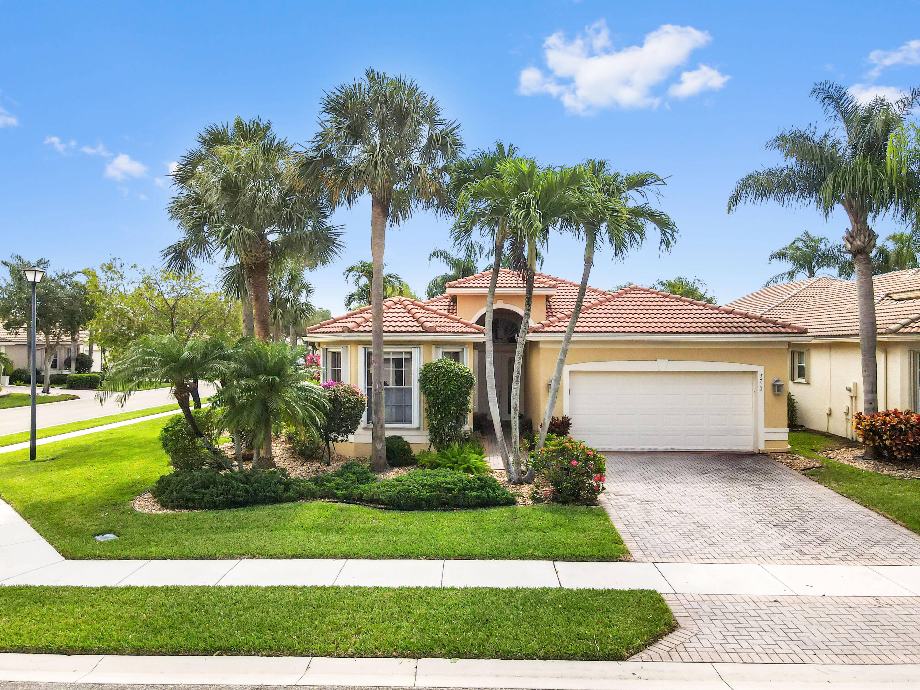 Impeccable 4 Bedroom, 2. 5 Bath, 2 Car Garage Home in Prestigious Valencia Shores A Must See !