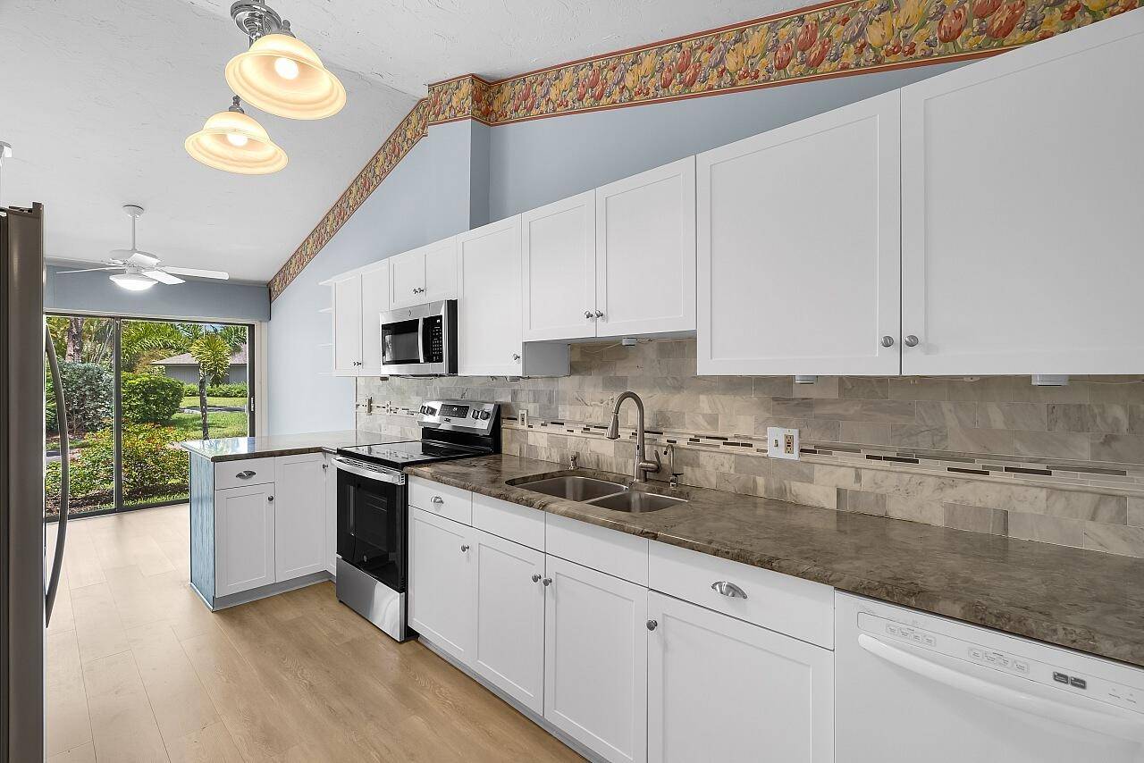 Incredible opportunity to own a charming and beautifully maintained 3 Bed, 2 Bath condo in Timber Ridge Village.