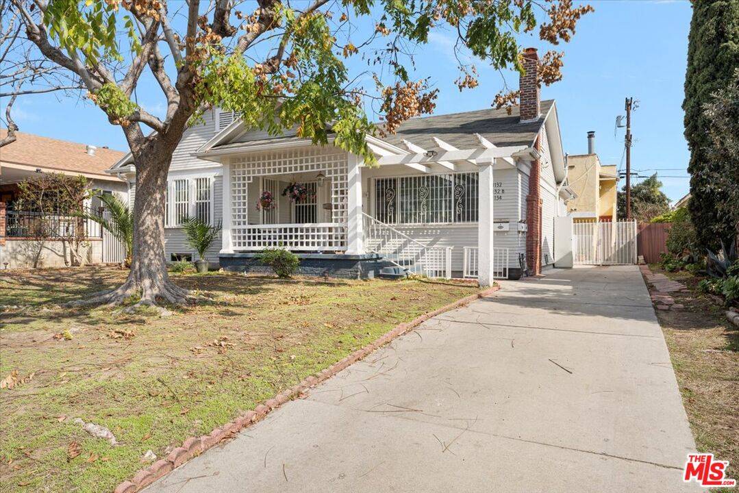 1132 N Heliotrope Dr 7.0 LA