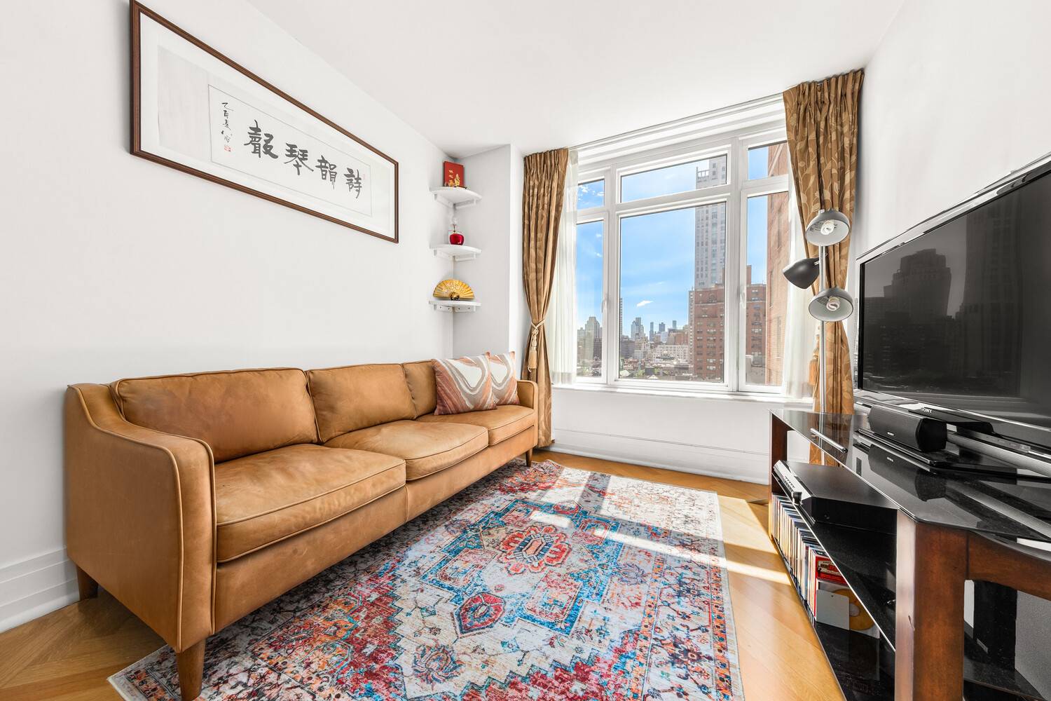 Welcome to this light filled and airy Junior 1 Bedroom at The Brompton, a Robert A.