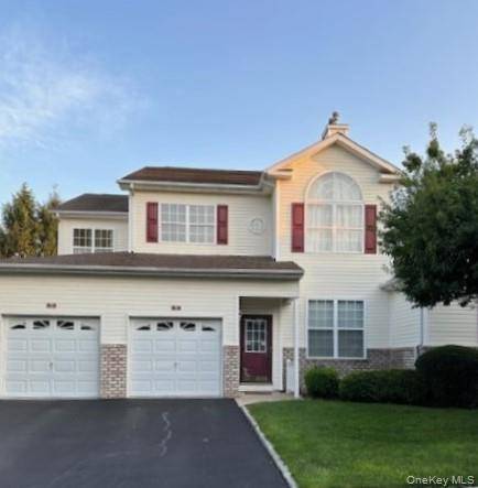 Beautiful Condo in a gated community with 24 hour manned security.