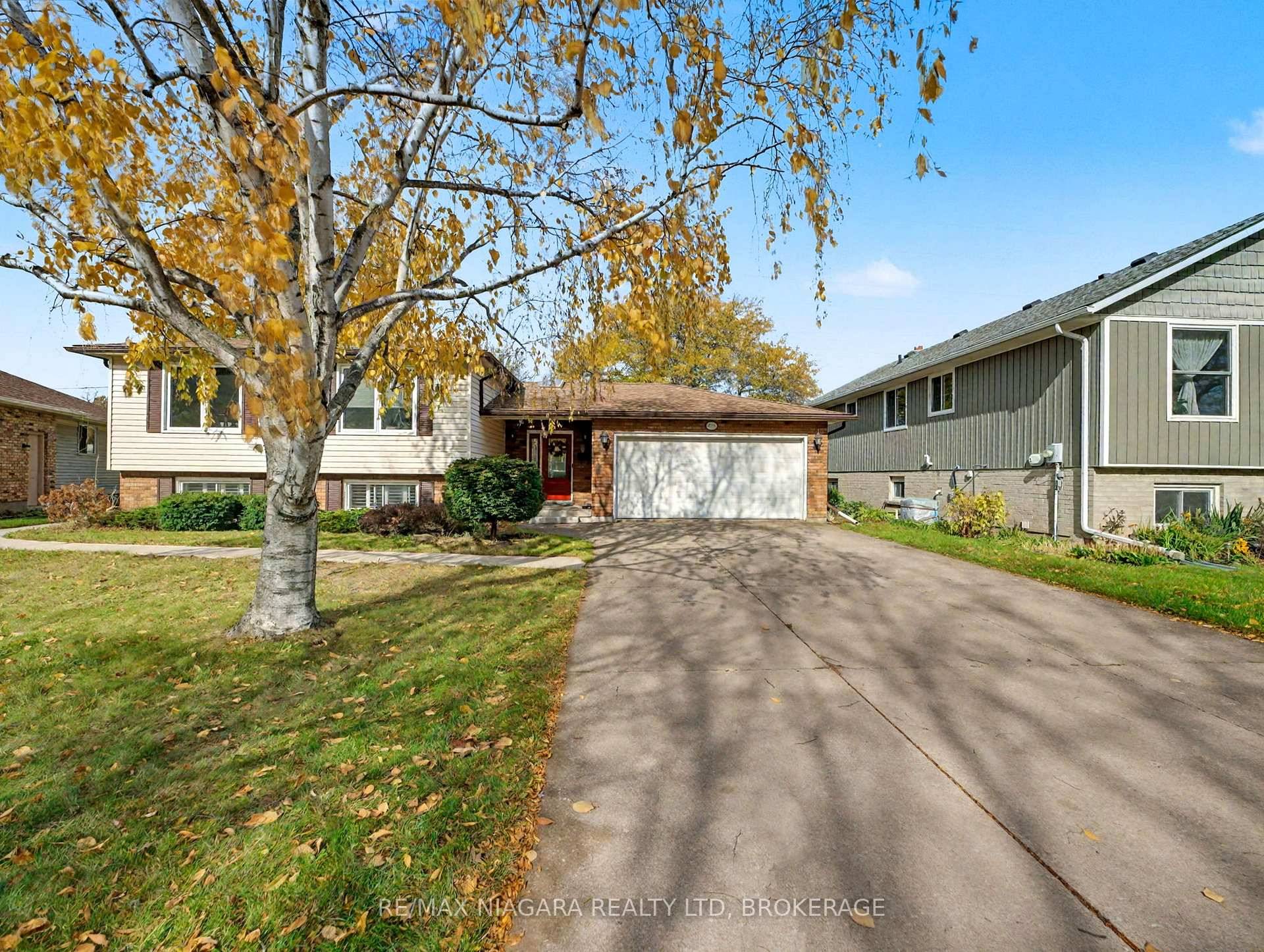 Welcome to 6753 Buckingham Drive, Niagara Falls.
