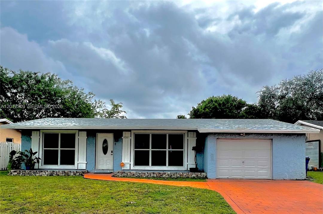 No HOA major upgrades already done !