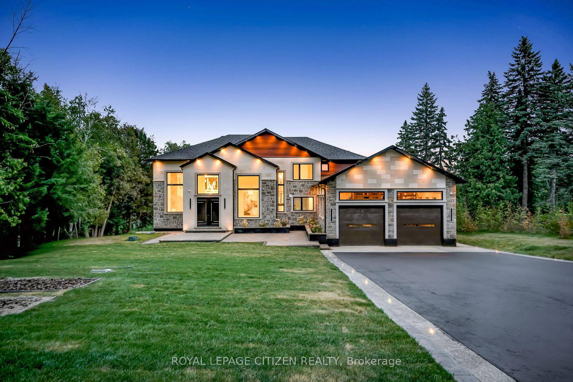 Welcome to this extraordinary custom built estate nestled on a breathtaking 4 acres lot in one of Caledon's most sought after neighborhoods.