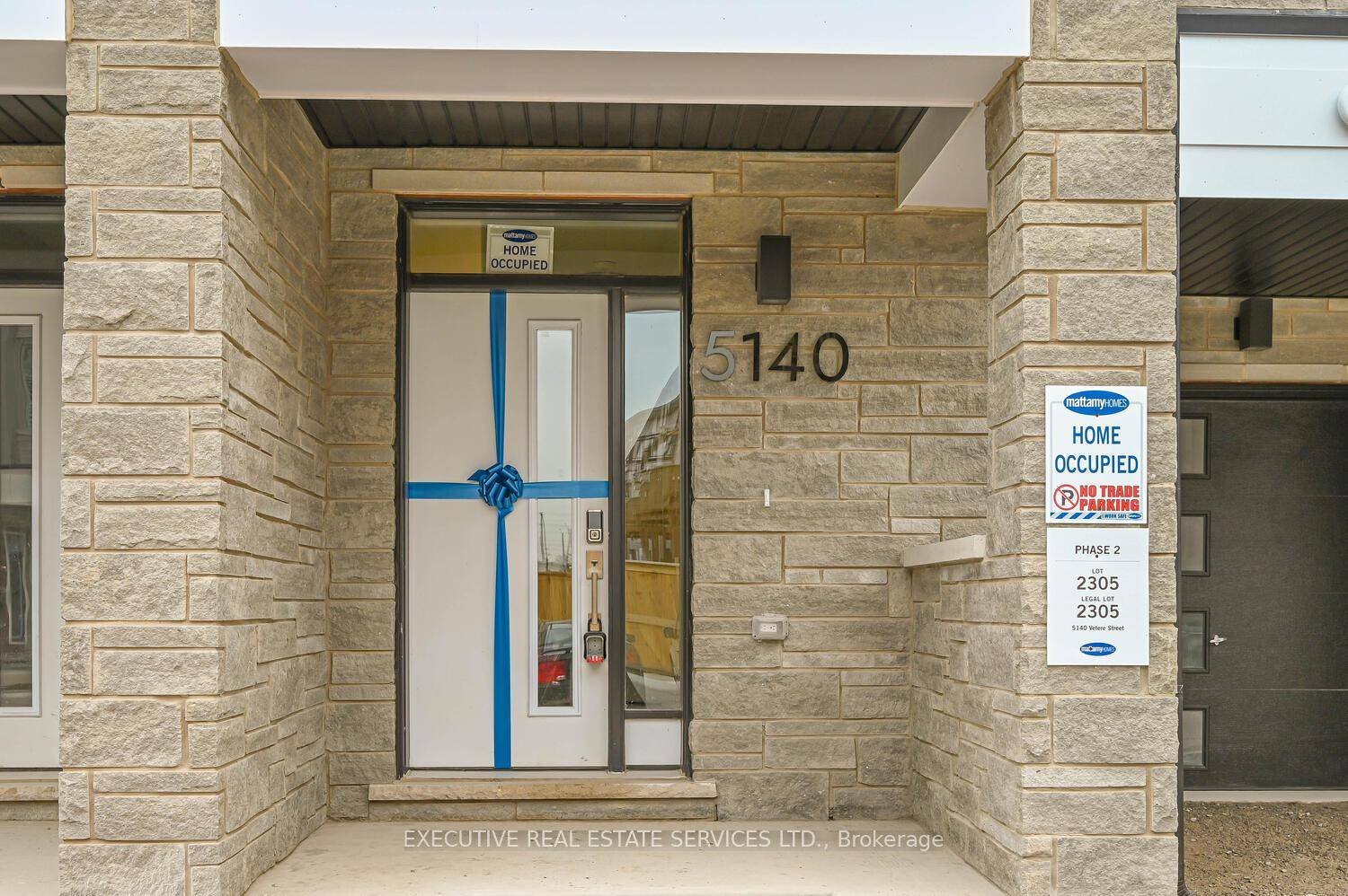 Welcome to this stunning Brand New 3 Bedroom, 3 Bathroom townhouse, ideally located in a high demand area near Hwy 407 amp ; Hwy 403.