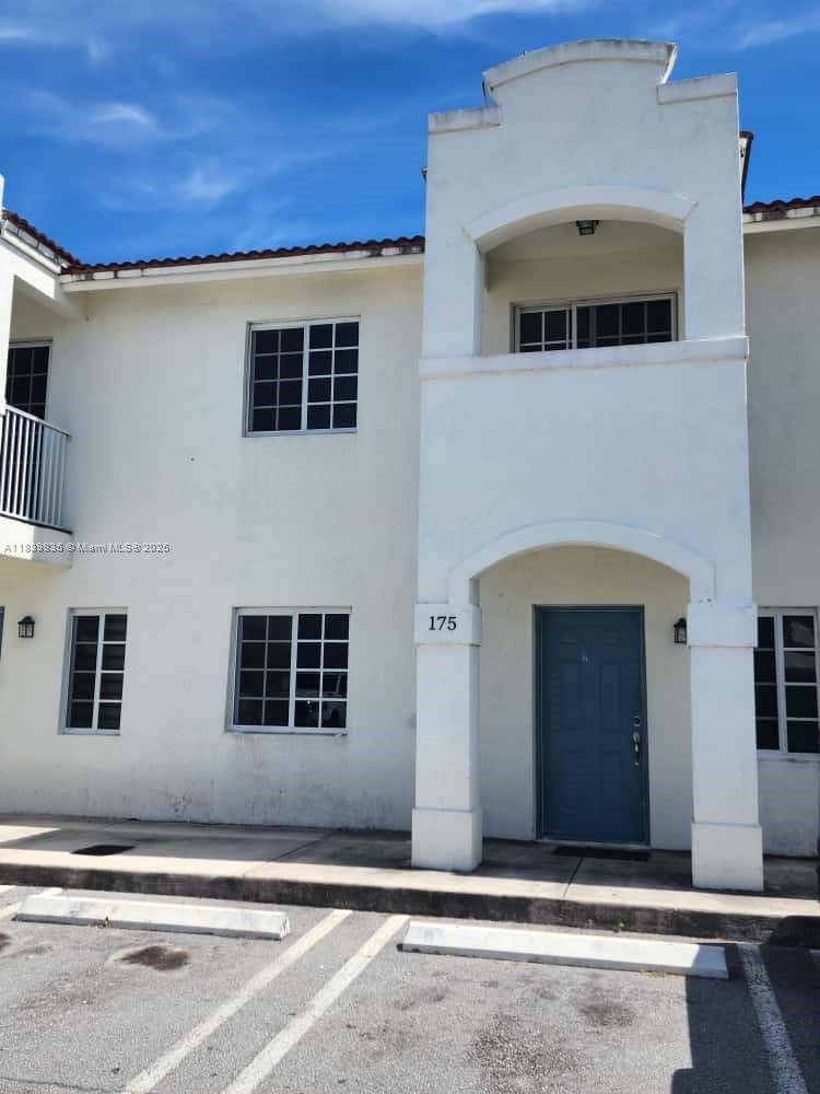 For Sale 2019 built 3BR 2BA Fee Simple Townhouse in an Airbnb approved community !