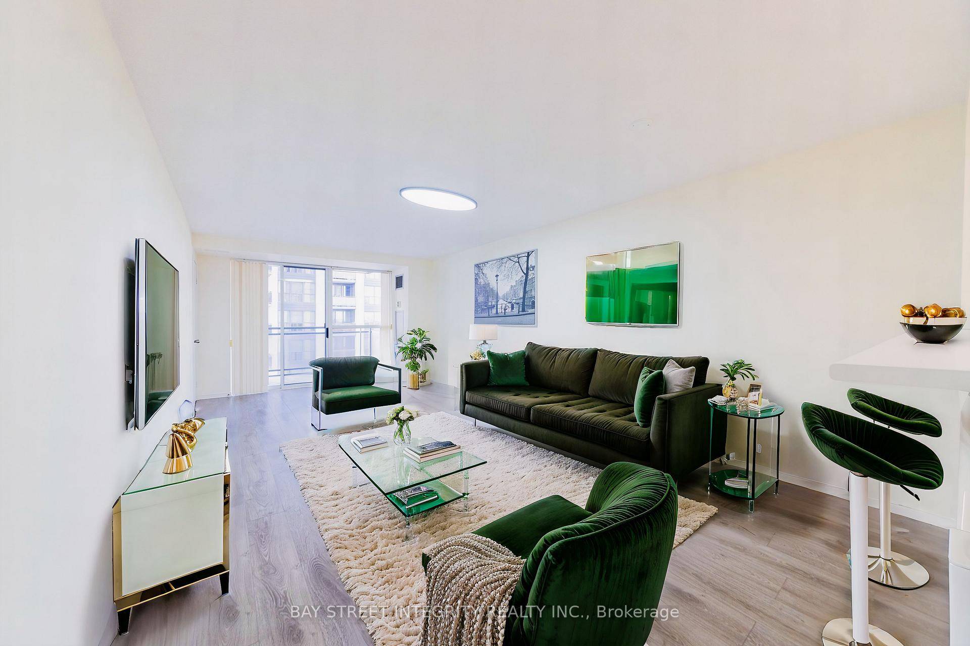 Welcome to Hollywood Plaza 2, where comfort meets convenience in this beautifully renovated 1 1 bedroom condo offering over 940 sq ft of bright, open living space.