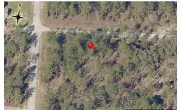 Large 3 4 acre lot in Dunnellon close to the growing city of Ocala.