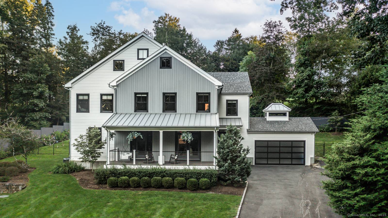This modern farmhouse was praised for its remodel, receiving the HOBI Award for Outstanding Spec Home in 2017.