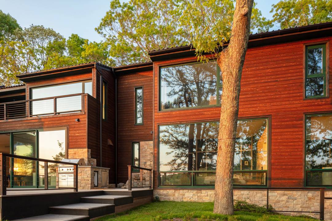 Luxurious Modern Waterfront Rental