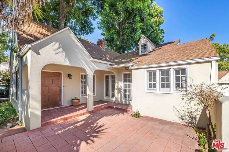 1612  N Genesee Ave 4BR Hollywood Hills East La